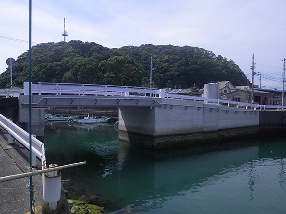 ② H25波土　鞆奥漁港　海陽・鞆浦　橋梁工事